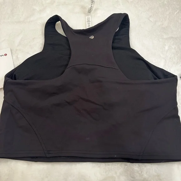 Lululemon Women's Black Sports Bra tank top - Picture 4 of 4